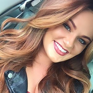 Meet your Posher, Alissa